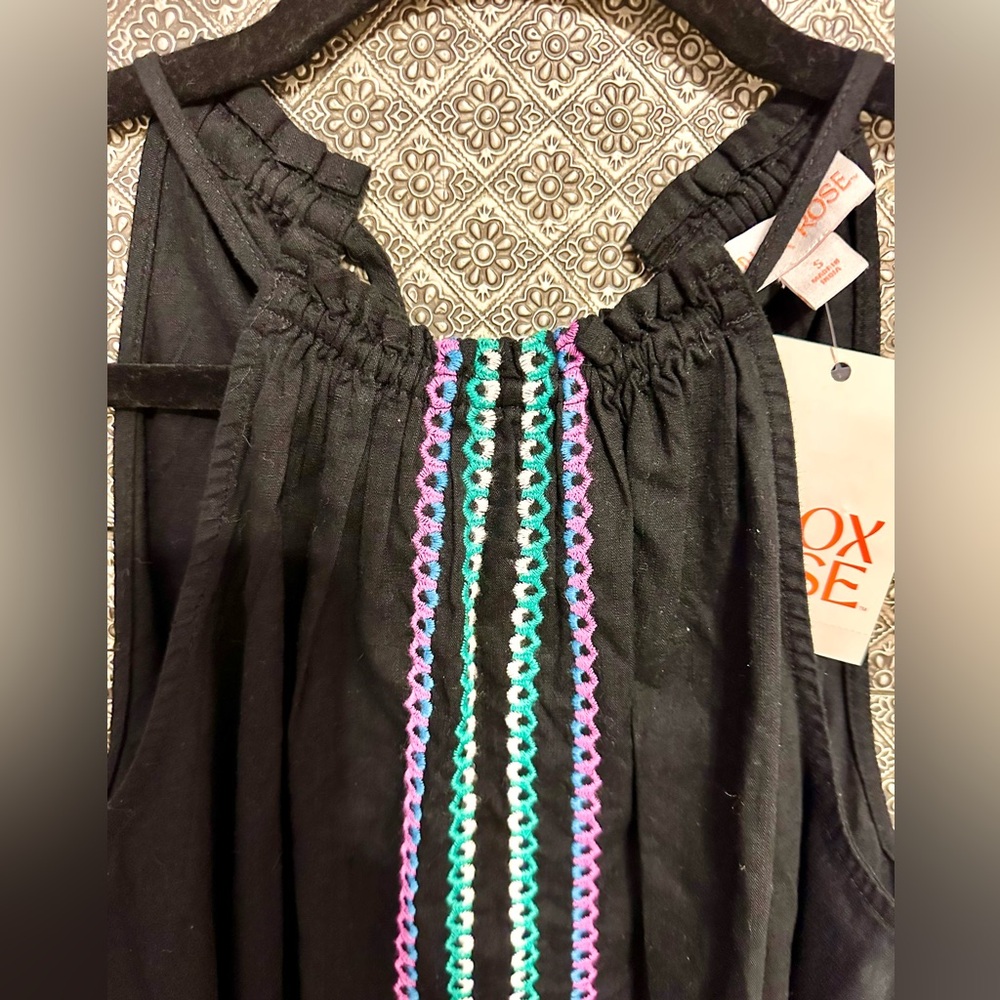 NWT KNOX ROSE Embroidered Top - Picture 2 of 3